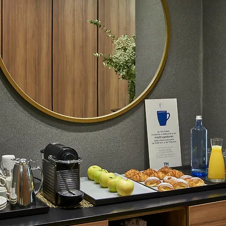 Nh Ciudad De 3* Valencia