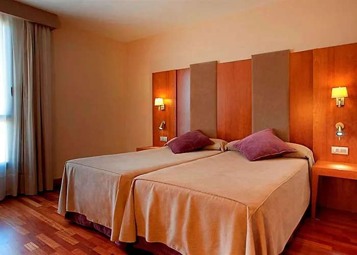 מלון Istay By Nh Ciudad De