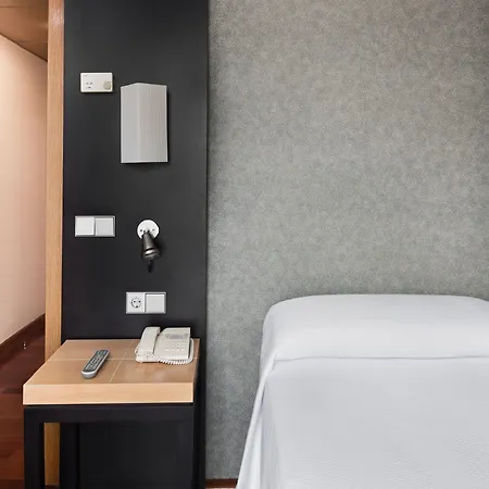 Istay By Nh Ciudad De ホテル 3*